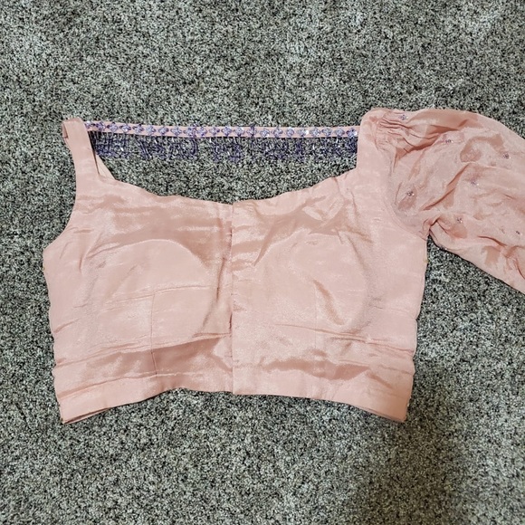 Indian outfit in blush pink and silver - Picture 7 of 16